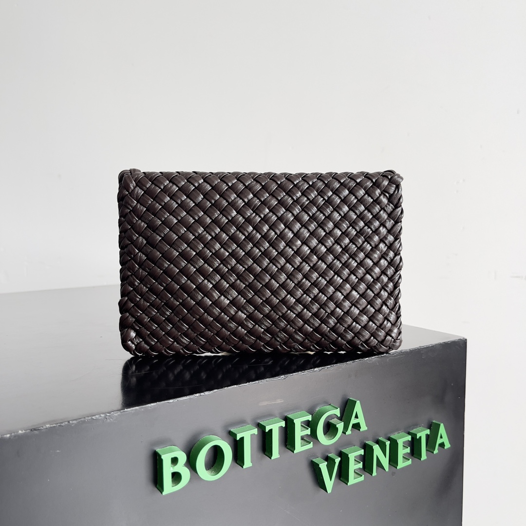 Bottega Veneta Clutch Bags